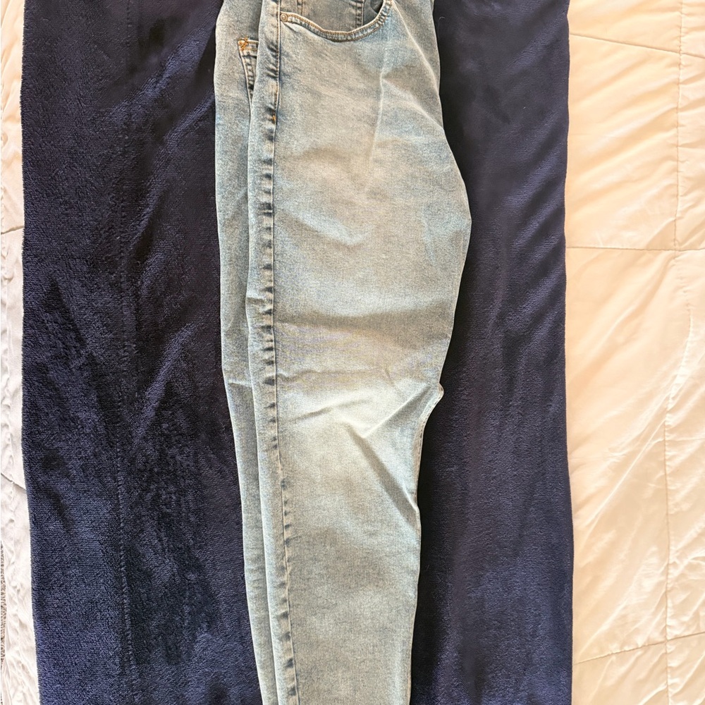 Midwash Blue ASOS Stretch Tapered Fit Jeans W32 L30